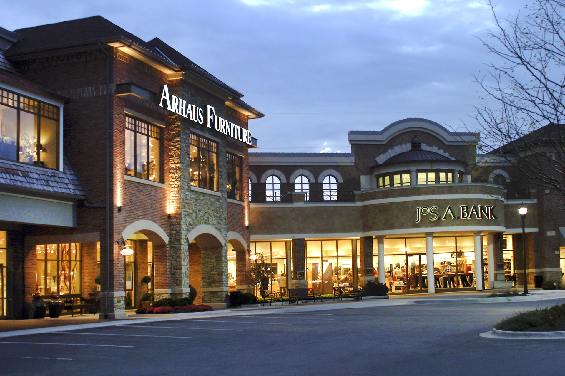Oak Brook Promenade